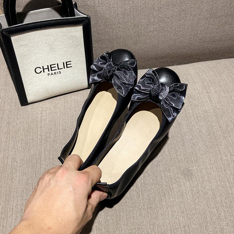 Soft-soled Shallow-mouth Ladyshoes 2025 Spring and Autumn Square Dancing Women's Shoes Large-size Single Shoes Egg Roll Shoes Flat-soled Doudou Sh