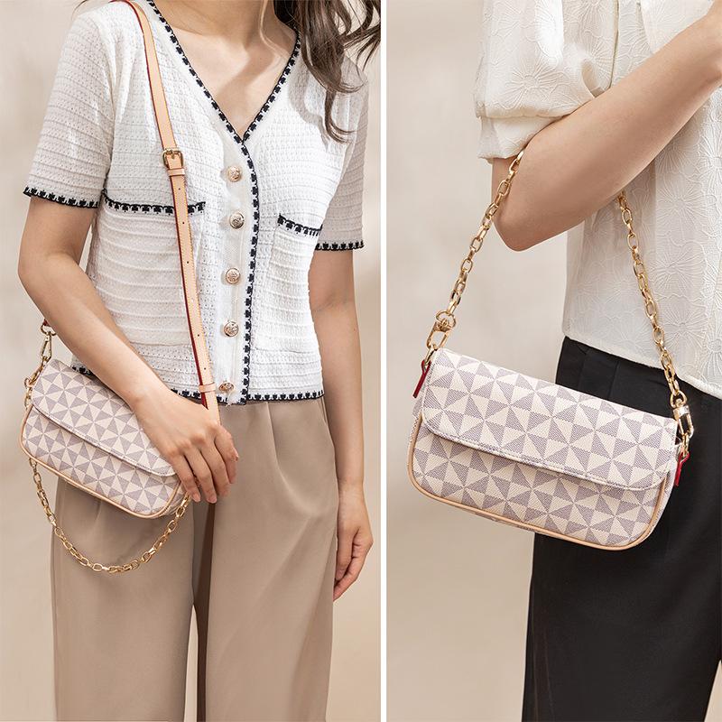 Women's Bag Underarm Bag Light Luxury Retro Casual Fashion Single Shoulder Crossbody Bag All Match Small Square Bag