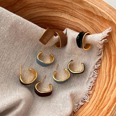 עגילים – עגילים תלויים