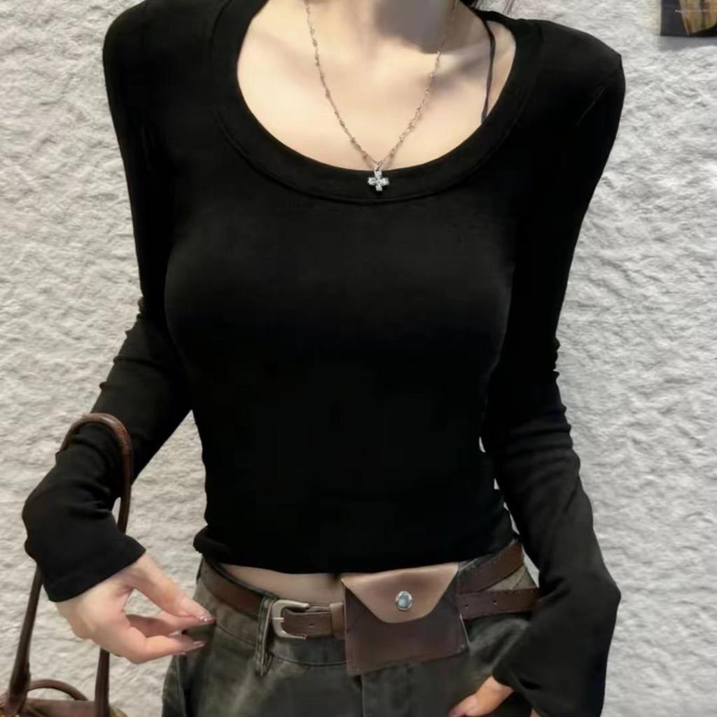 Sultry U-Neck Long-Sleeve T-Shirt for Women - Autumn/Winter Base Layer