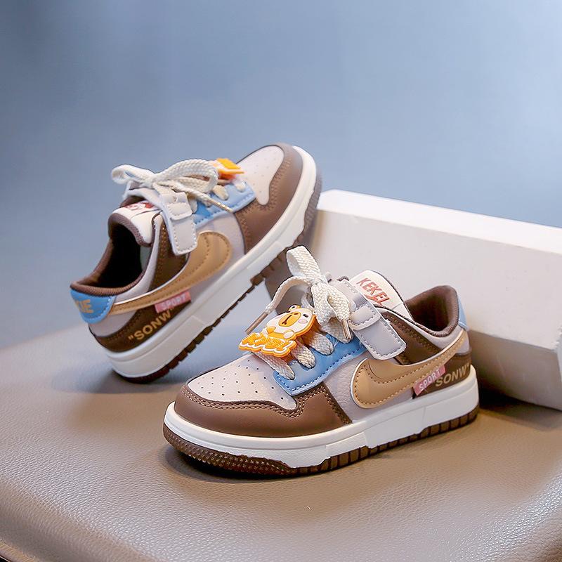 Boys Shoes Board Shoes Autumn 2025 New Children's Low-top Leather Sneakers Medium-sized Older Boys