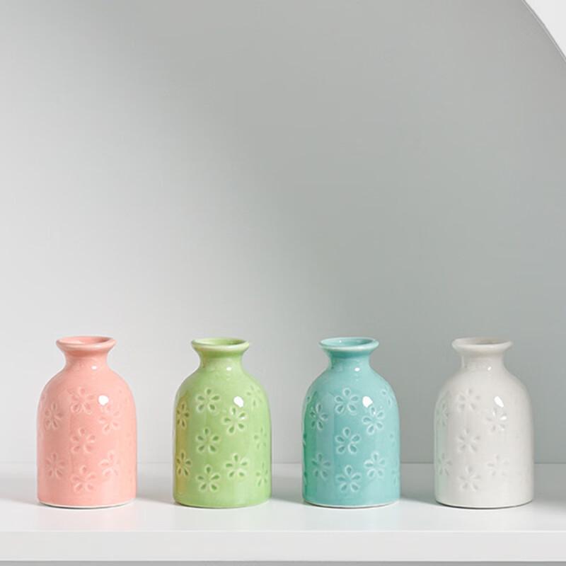 

Pabei Mini Ceramic Vase Aroma Diffuser