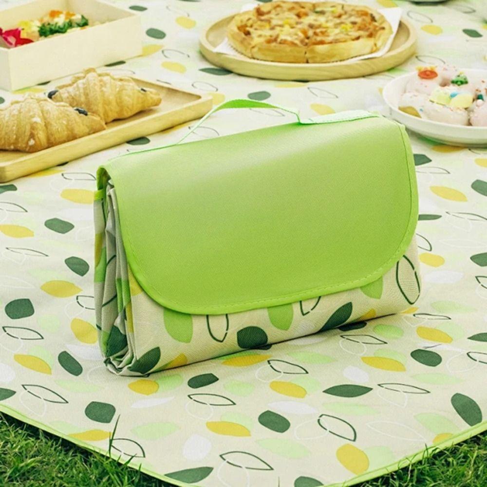 Foldable Design Waterproof Mat Waterproof cloth Portable Mat Durable Picnic Mat  Park