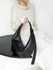 Niche design croissant women's 2026 new high-end texture light luxury dumplings shoulder messenger bag lazy bag