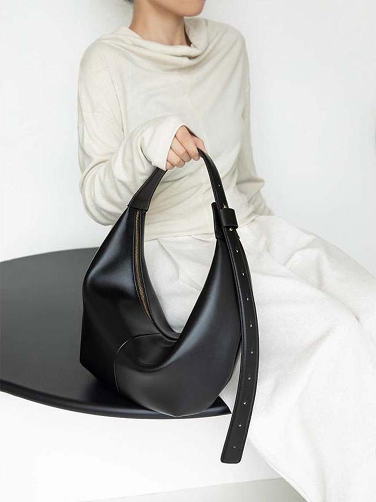 Niche design croissant women's 2026 new high-end texture light luxury dumplings shoulder messenger bag lazy bag