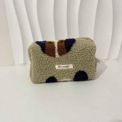 Japan and South Korea Plush Cosmetic Bag Cute Bear Portable Storage Toiletry Bag Girl Large-capacity Embroidered Bag
