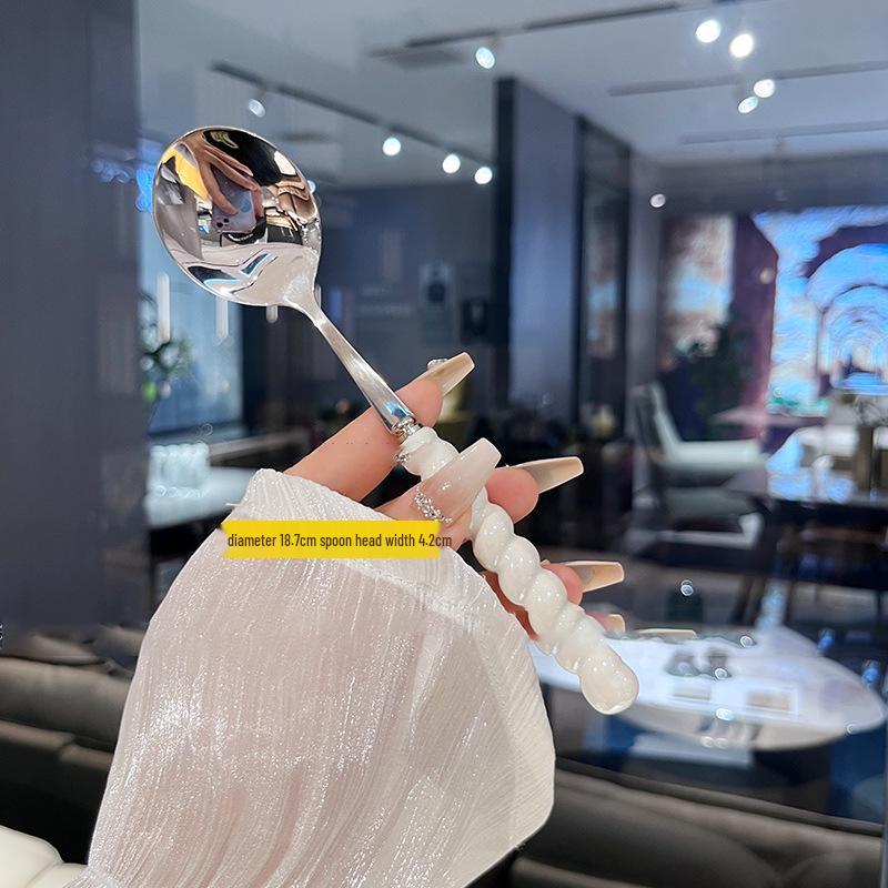 Four-Color Pearl Stainless Steel Soup Spoon with Ceramic Handle - High Value, Stylish Western Dining Spoon for Girls