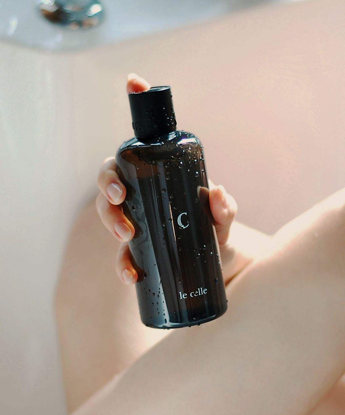 Perfume Body Cleanser 300ml [Rich lather · Subtle scent] Muguet