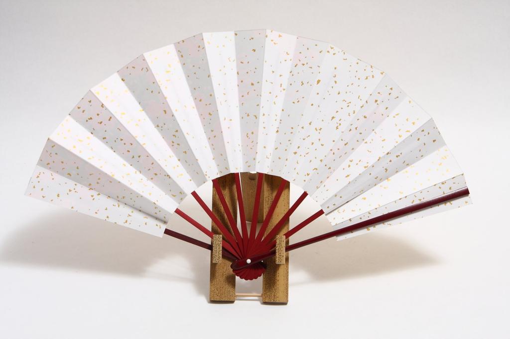 decorative with fan stand and box [Hasegawa] Kyoto-style fan, black-dyed frame, (Maiko design, 7.5 inches)