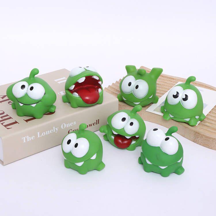 

Mowing Frog Vinyl Toy: Cute Squeeze & Squeak Frog for Kids Stress Relief