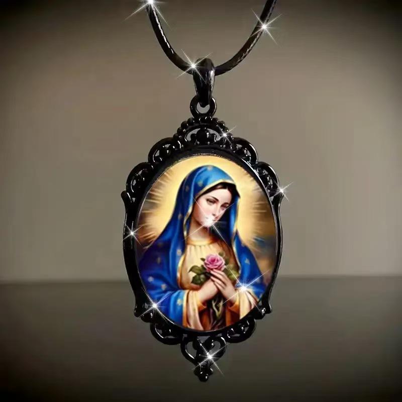 Vintage Oval Glass Alloy Pendant Necklace Jewelry