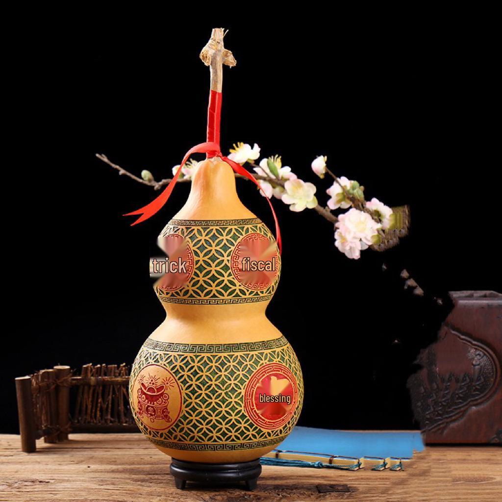 Chinese Knot Carved Gourd Pendant for Living Room Decoration or Gift