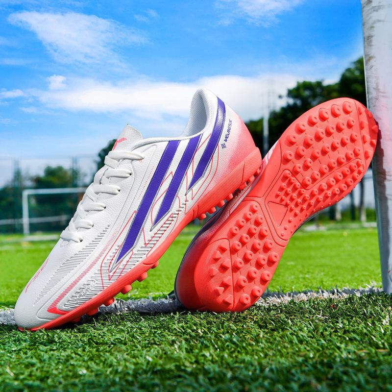 Herren AG/TF Fußballschuhe: Lange/Kurze Stollen für Training & Wettkampf.