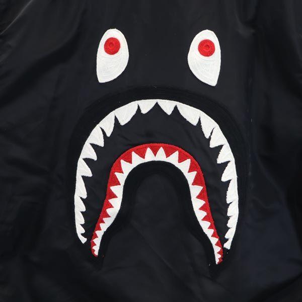 A Bathing Ape Nylonová bunda L Černá série Pánská Použitá