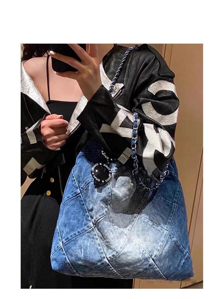 Dámská Retro Džínová Taška s Řetízkem - Velká Kapacita, Kolekce Léto 2025