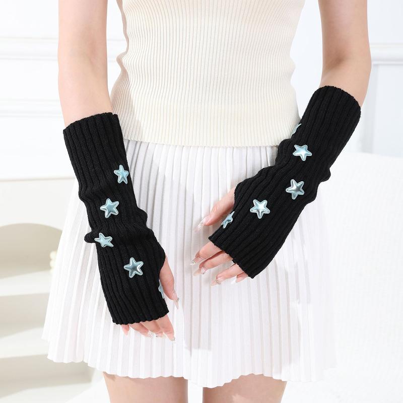 

Милые вязаные митенки, модные молодежные нарукавники, декор, теплые, для весны, осени, зимы, подходят для студентов