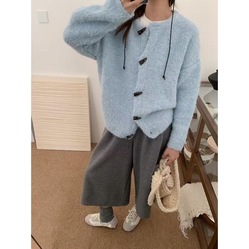 Circle yarn sweater jacket women's autumn and winter new lazy style loose retro horn buckle knitted cardigan