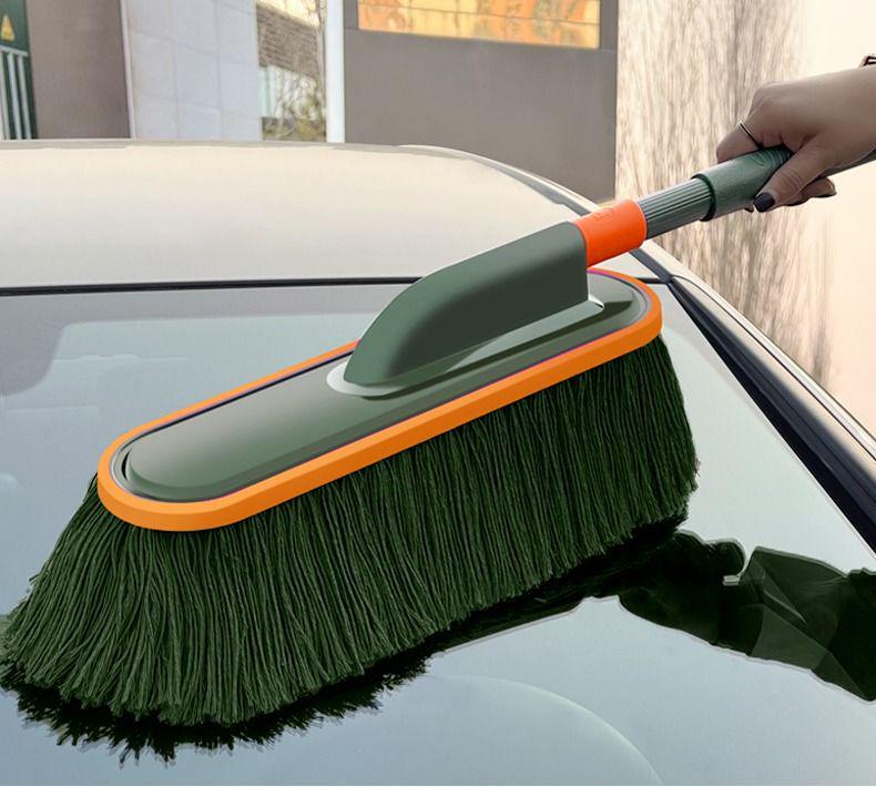 Car Dust and Snow Cleaning Brush with Retractable Rod