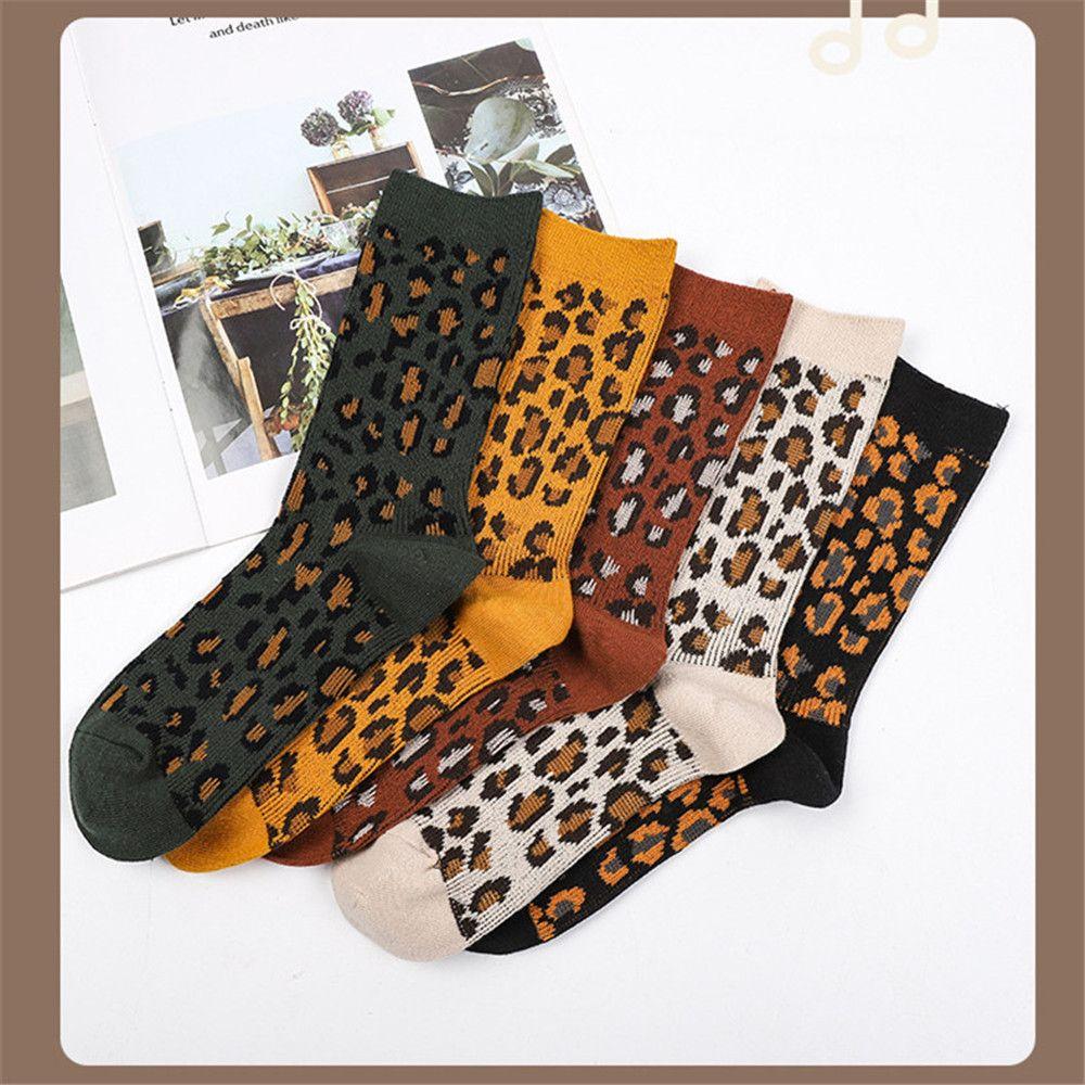 Cotton Retro Comfortable British Style Harajuku Leopard Print Women Socks Skateboard Socks