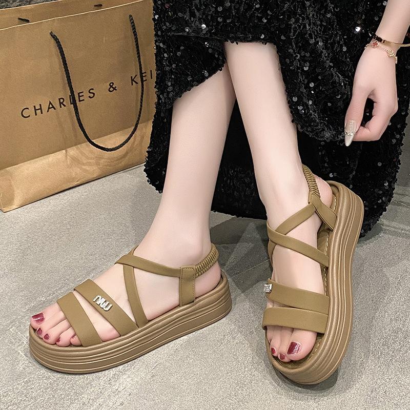 Non-slip Thick-soled Internet Celebrity Cool Slippers Women's Summer New Soft-soled Versatile Casual One-word Slippers Women's Beach Shoes V