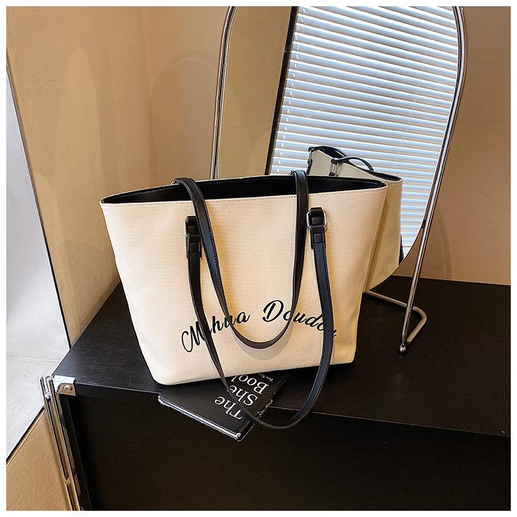 

Simple large-capacity tote bag, classic alphabet women s bag new fashion shoulder bag