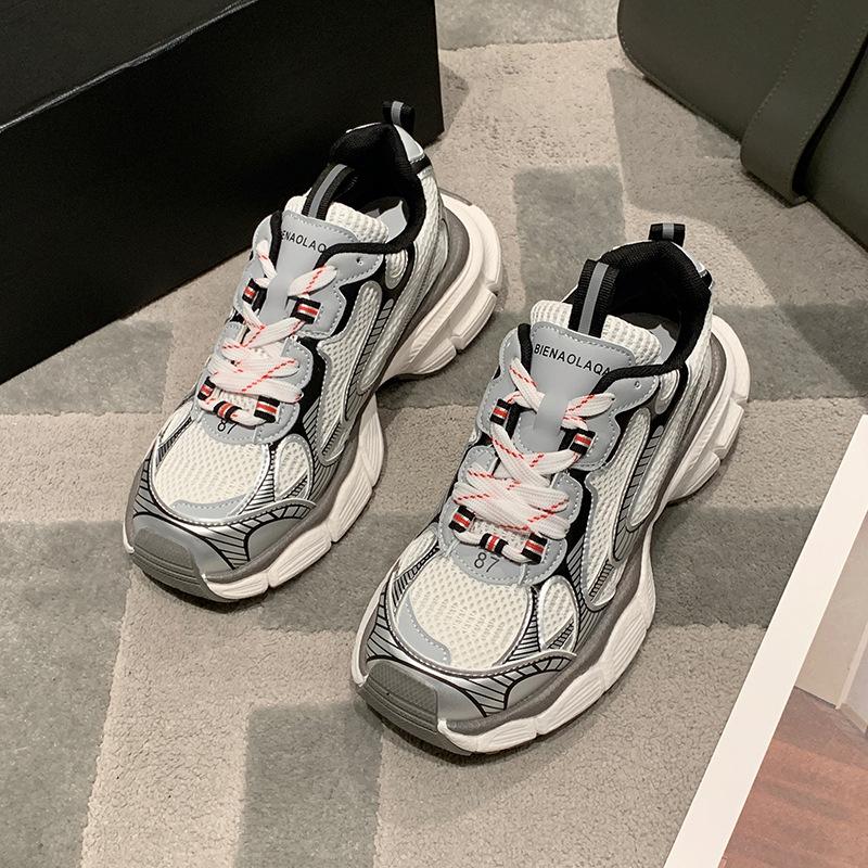 

Нишевые удобные и легкие сетчатые дышащие кроссовки на платформе с увеличением роста, ретро шнуровка, универсальные, трендовые папины кроссовки, повседневная обувь 40 красный