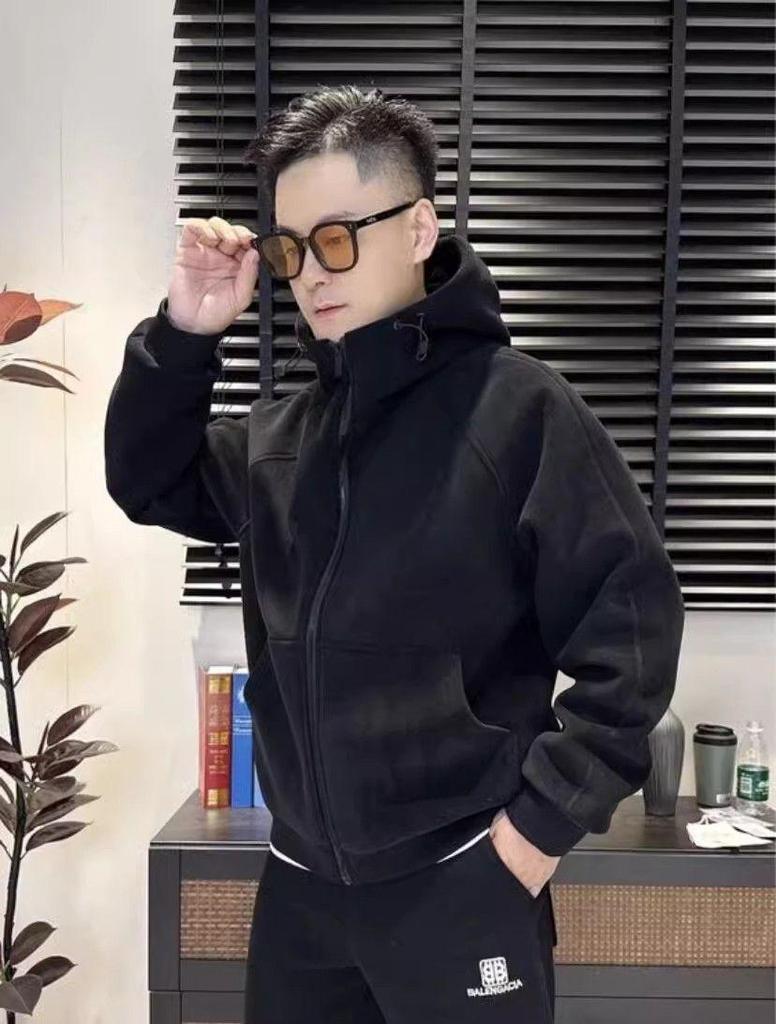 Men's Solid Color Hooded Fleece Cardigan - Thick, Loose Fit Zipper Jacket for Autumn and Winter.