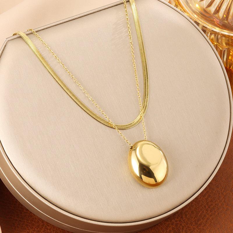 Gold Oval Pendant Necklace - Elegant Titanium Steel, Clavicle Chain, Colorfast, High-End Niche Design for Women