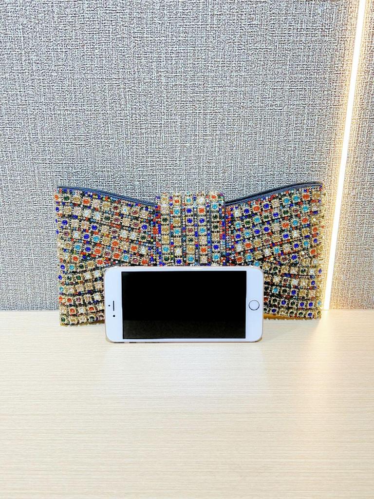 Vintage European-American Diamond Clutch: High-End, One-Shoulder Crossbody Bag for Elegant Evenings