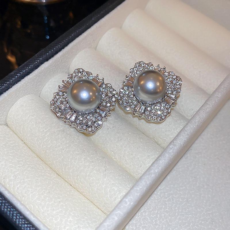 Real Gold Electroplated Silver Needle Freshwater Pearl Flower Earrings High-end Earrings French Light Luxury Elegant Earrings Women