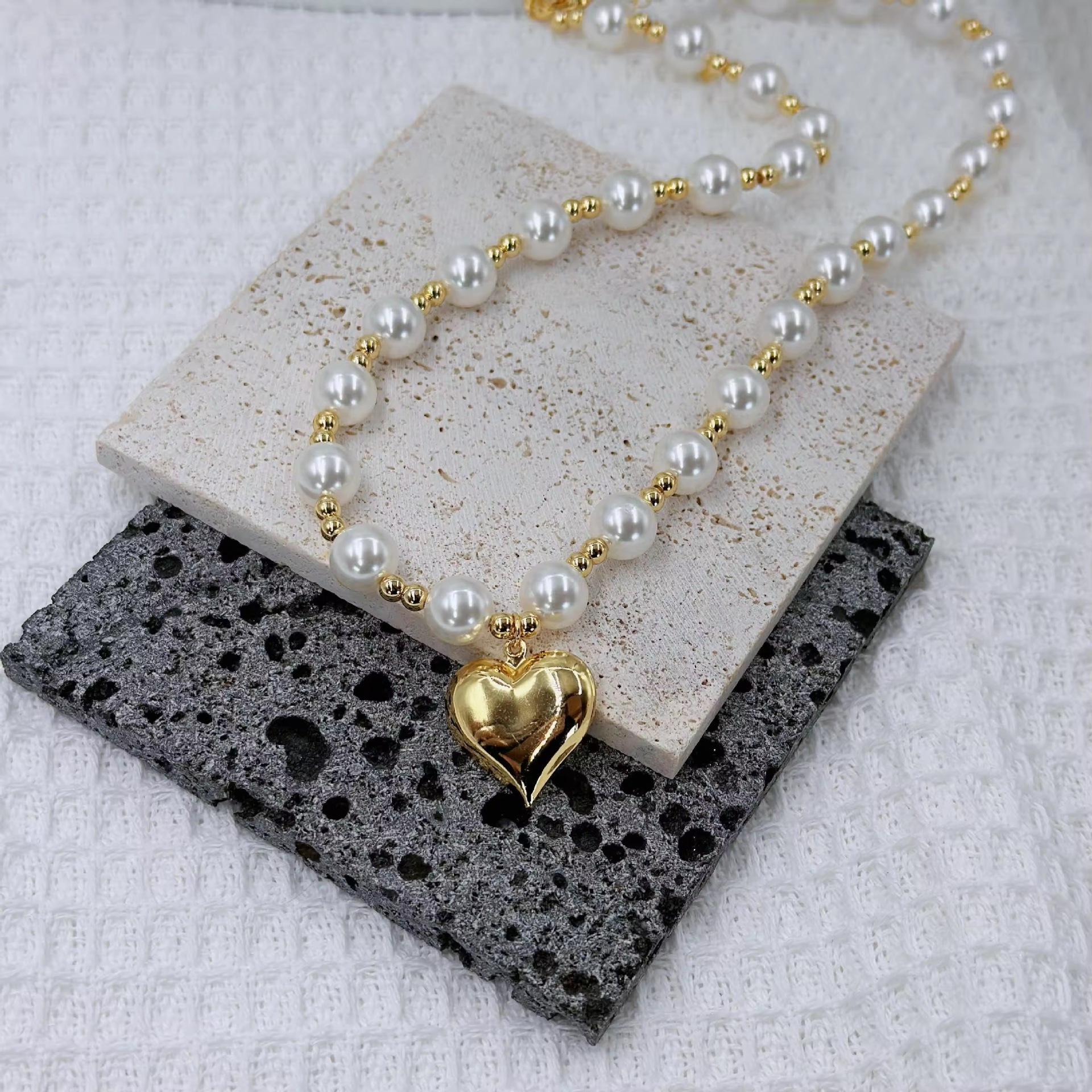 

Fresh Love Pearl Beaded Necklace Female Original Light Luxury Necklace Female Jewelry