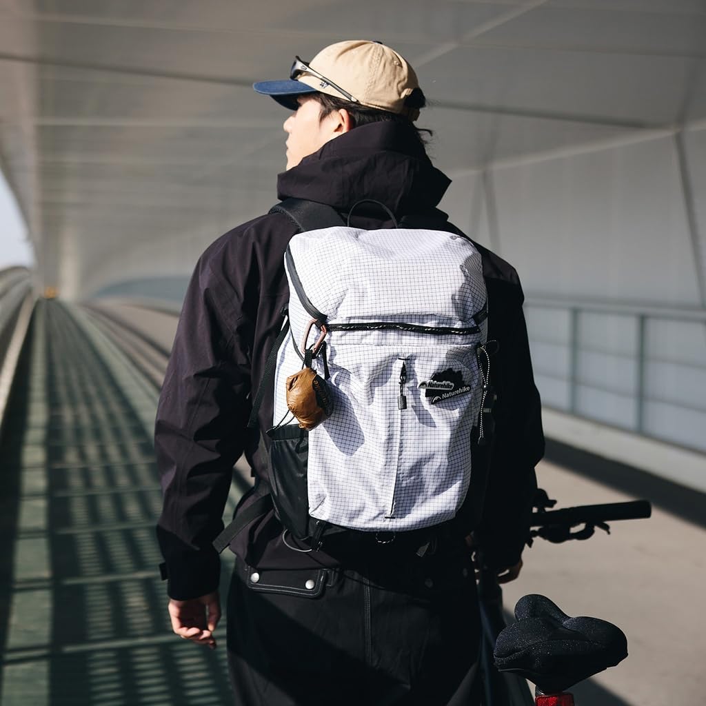 Naturehike Hiking Climbing Bag Camping Bag Ventilation Multifunctional Bag Water Repellent with Various Pockets Lightweight Compact 25L Capacity for