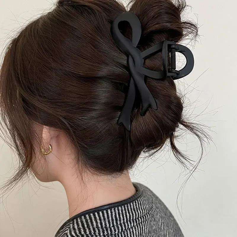 

New Matte Hair Clips Vintage Ribbon Bow Hair Claws Crab Headwear Hairpins Shark Ponytail For Women Hair Accessories Barrettes