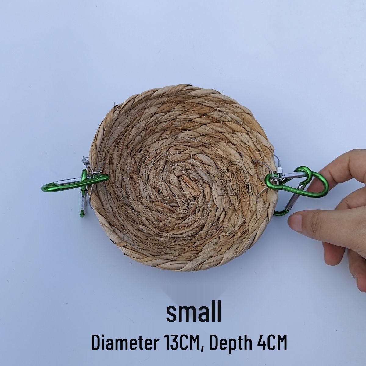 

Parrot and Squirrel Warm Winter Sleeping Nest: Hanging Woven Basket for Birds and Sugar Gliders Small 13x4CM