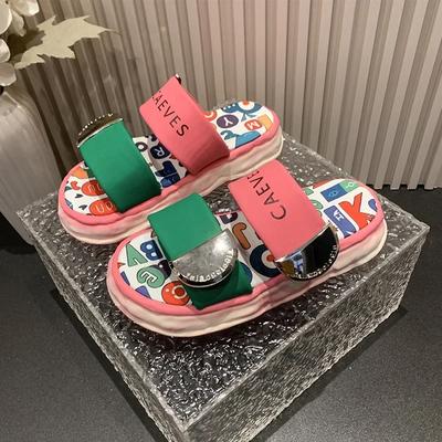 Fashion New Platform Slippers Summer Ladies Muffin Bottom Increase Flat Shoes Woman Fashion Graffiti Beach Sandal Metal Buckle Slipper
