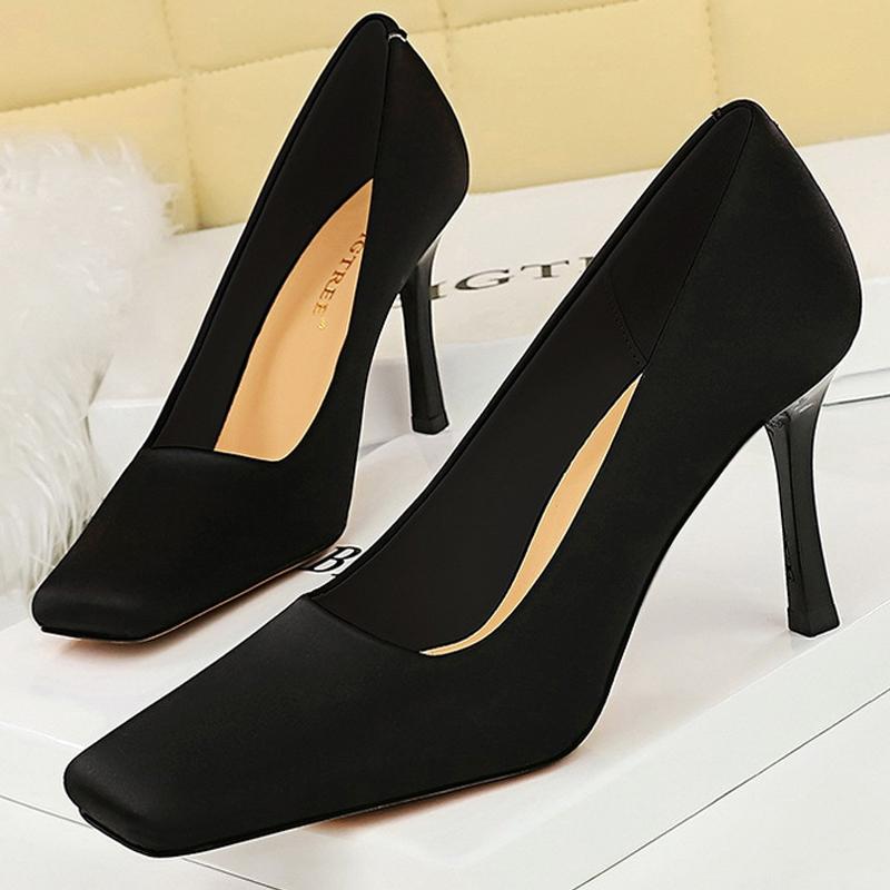 2025 Spring New Women Pumps Silks Satins High Heels Women 8.5 Cm Stilettos Square Toe Ladies Heels Versatile High-heeled Shoes