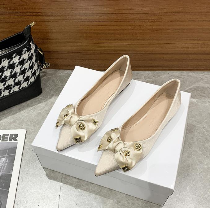 Size 34-43 Spring Autumn Women Flat Shoes Casual Fashion Pointed Toe Comfortable Non-slip Wear-resistant Simple Women's Shoes
