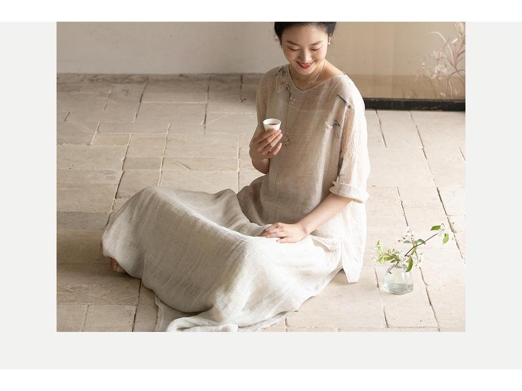 Autumn Artistic Embroidery Ramie Shirt - Zen Tea-Inspired Retro Loose Chinese Top