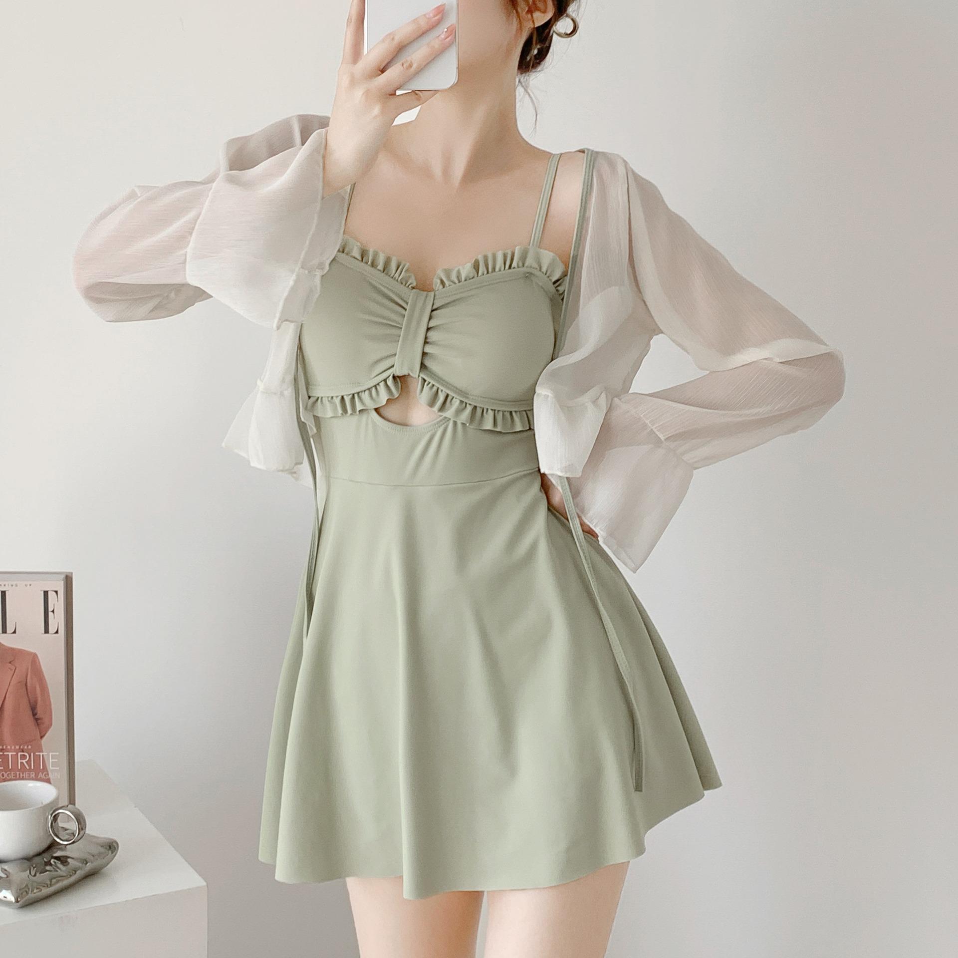 

Хит продаж 2024 года, женский купальник, консервативный утягивающий дизайн, закрывающий живот, с длинным рукавом, идеально подходит для горячих источников One Size (40-63kg recommended)