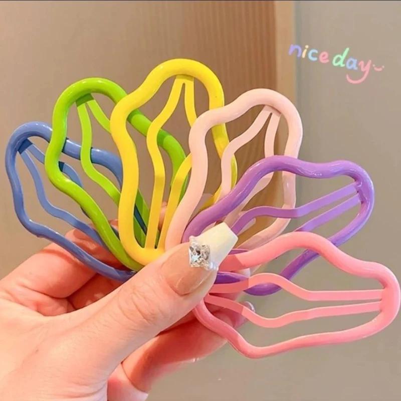 1 PCS Wave - Shaped Hair Clips Set - Minimalist & Chic Hair Accessories for Women  Assorted Colors, Perfect for Securing Bangs