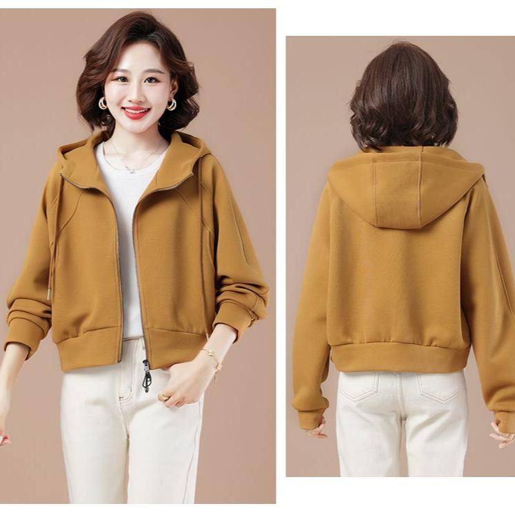 Versatile Hooded Sweatshirt for Women, Fashionable Short Zip Jacket Outfits