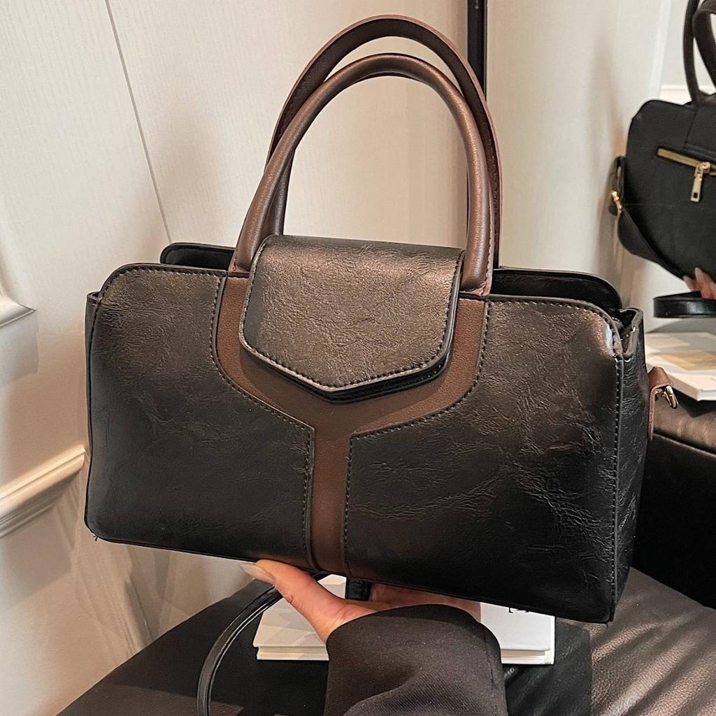 2025 new fashion simple foreign style large capacity shoulder bag oblique span bag simple splicing commuter tote bag