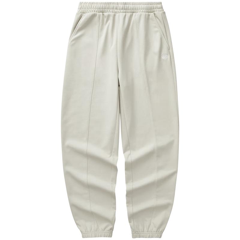 Skechers Women s Relaxed Fit Jogger Knit Pants L324W060