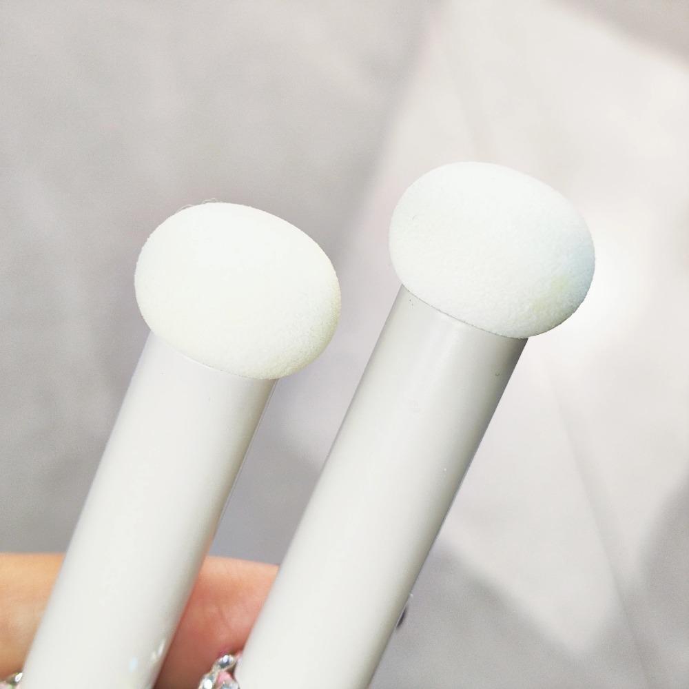 High Appearance Level Mushroom Round Head Concealer Brush Artificial Diamond-Set Sponge Small Head Eye Painless Brush Set