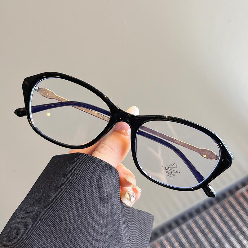 Vintage Retro Style Glasses Frame For Women Fashion Stylish Blue Light Blocking Eyeglasses Campus Style Men Glasses