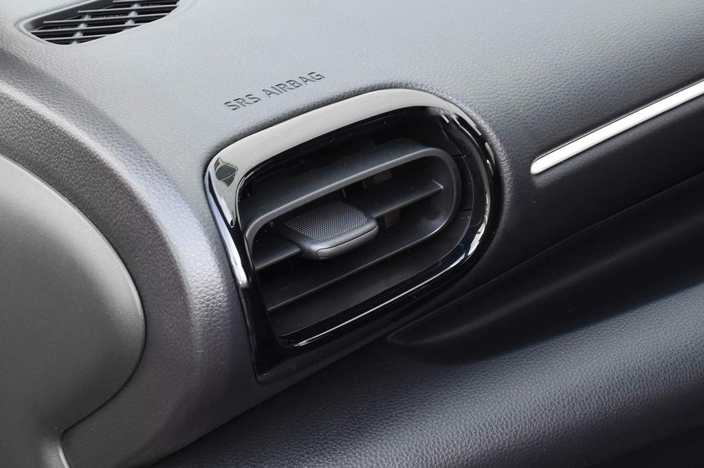 SecondStage Toyota Yaris Side Duct Piano Black Panel, (T564BLK)