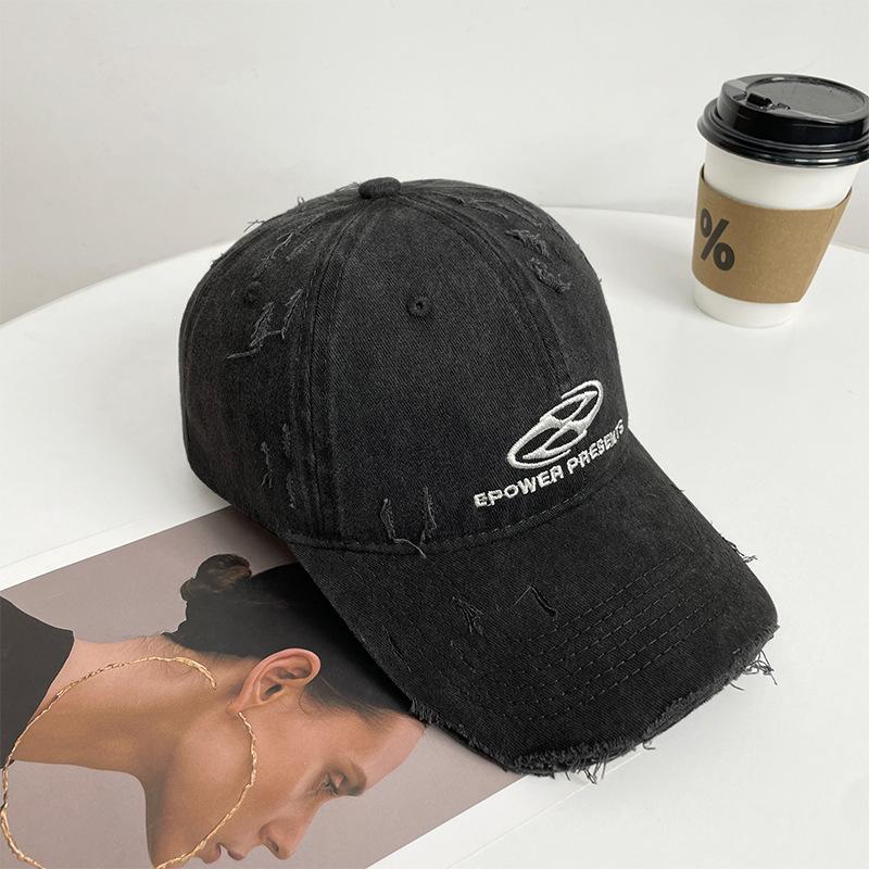 Washed hole baseball cap Four Seasons Versatile retro sunscreen men's and women's peaked caps Big head showing face Small sun hat