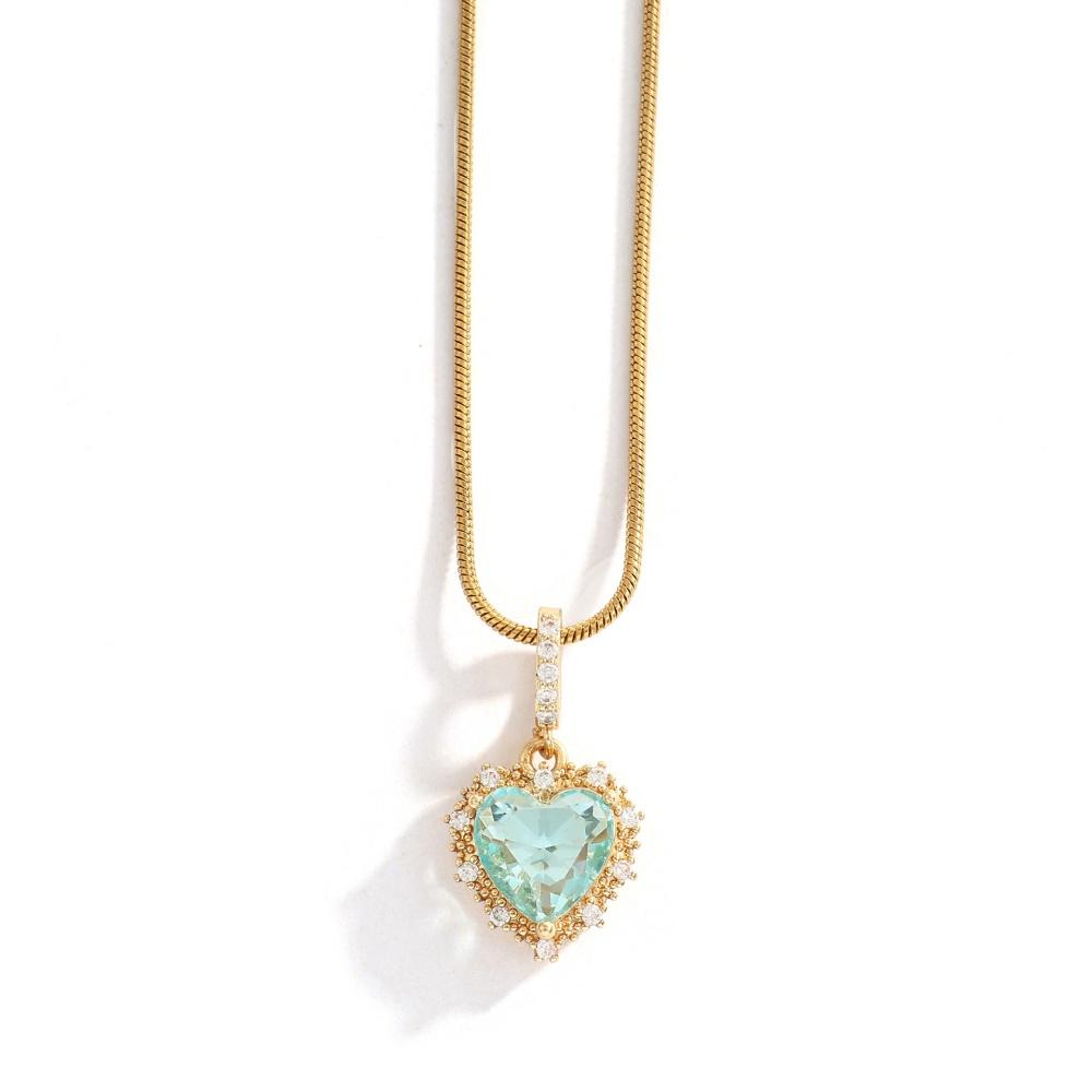 Women's Heart-Shaped Zircon Necklace Copper Collarbone Chain Light Luxury Niche Design Versatile Fashion Accessory