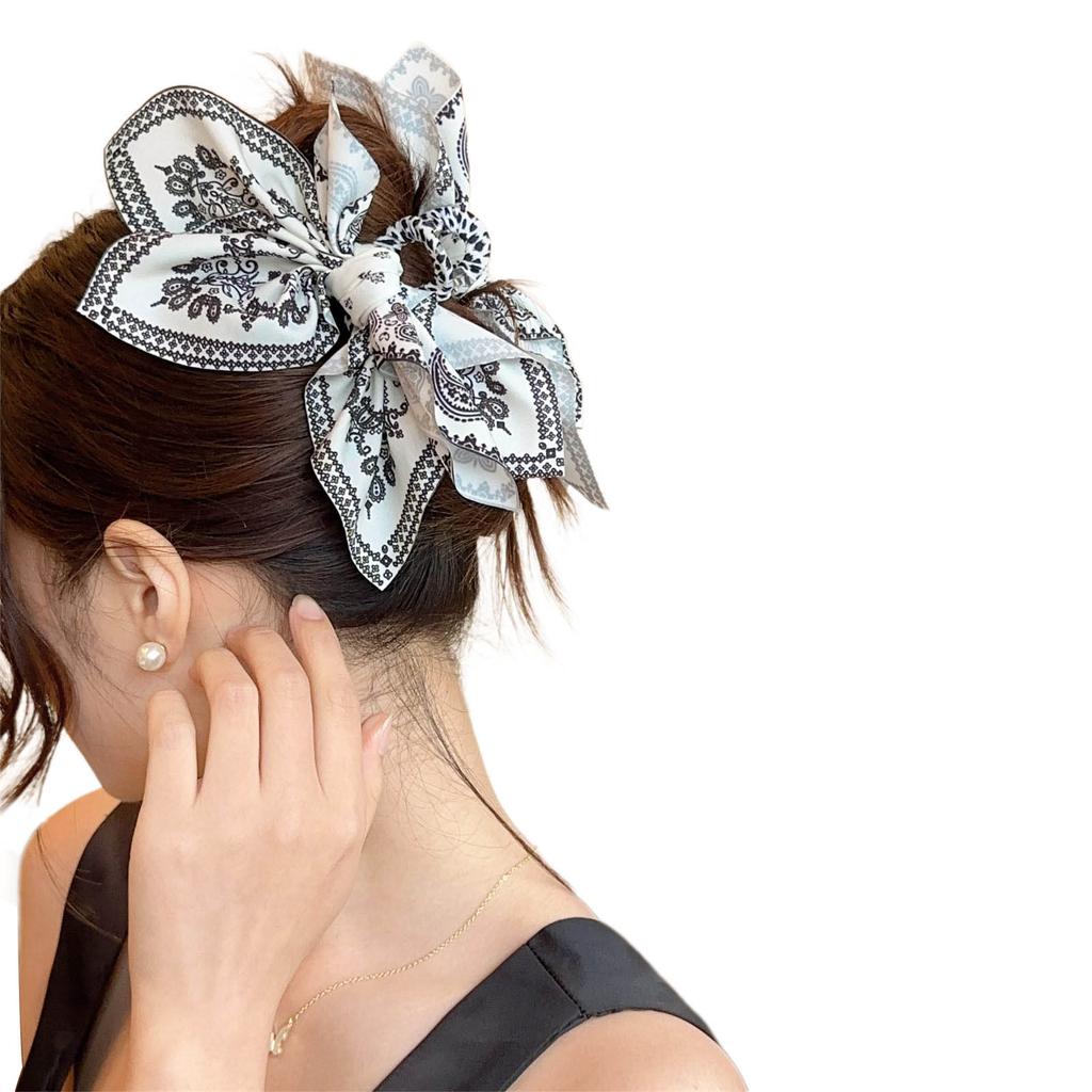Cashew Flower Heart Barrette Elegant Fabric Hair Claw Colorful Hairs Clip Stylish Headwear for Weddings and Parties