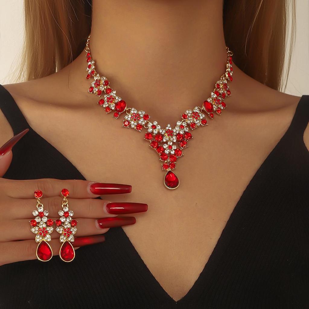 Elegant Rhinestone Water Drop Necklace Set - High-End European & American Court Style Jewelry for Women